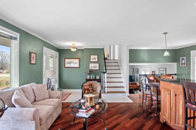 211 Forrest Lawn Dr, Mount Juliet, TN 37122