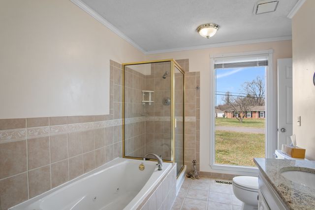 211 Forrest Lawn Dr, Mount Juliet, TN 37122