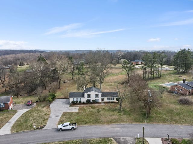 211 Forrest Lawn Dr, Mount Juliet, TN 37122