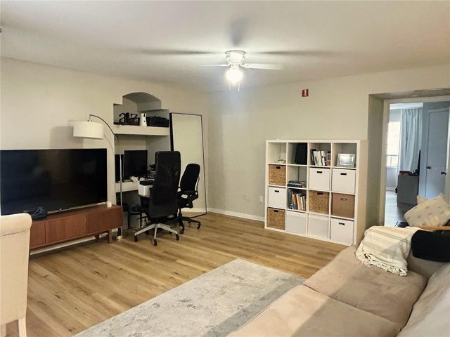7350 WESTPOINTE BOULEVARD 216, Orlando, FL 32835