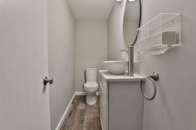 21 St Laurent Drive, Hudson, NH 03051