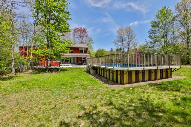 21 St Laurent Drive, Hudson, NH 03051