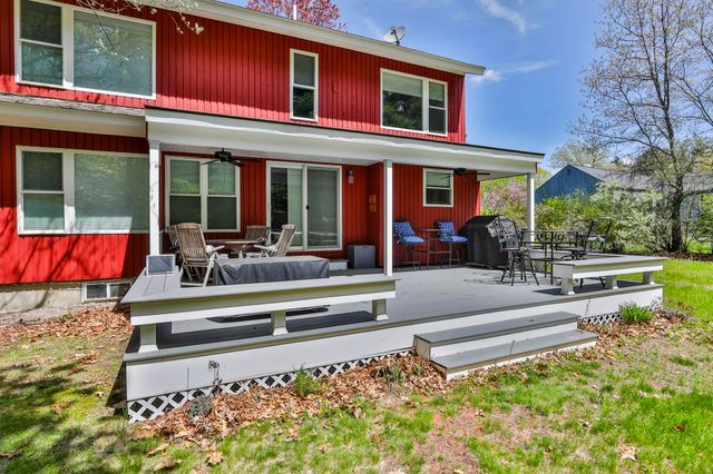 21 St Laurent Drive, Hudson, NH 03051