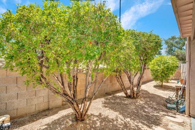 417 West Davenport Lane, Las Vegas, NV 89107