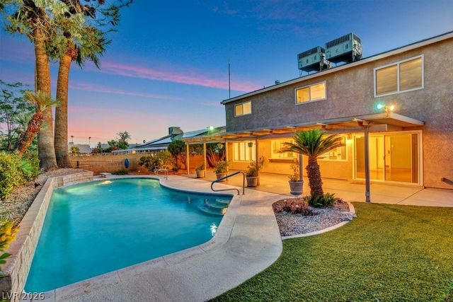 417 West Davenport Lane, Las Vegas, NV 89107