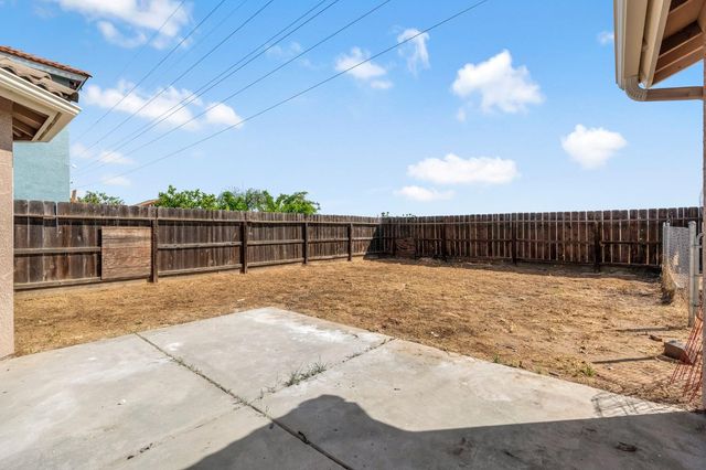 5222 N Contessa Avenue, Fresno, CA 93723