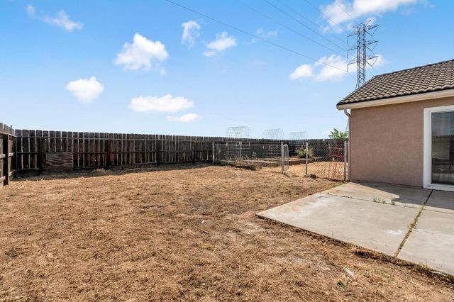 5222 N Contessa Avenue, Fresno, CA 93723