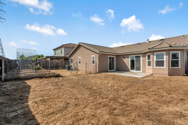 5222 N Contessa Avenue, Fresno, CA 93723