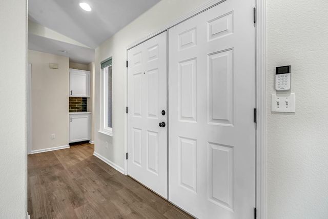 5222 N Contessa Avenue, Fresno, CA 93723