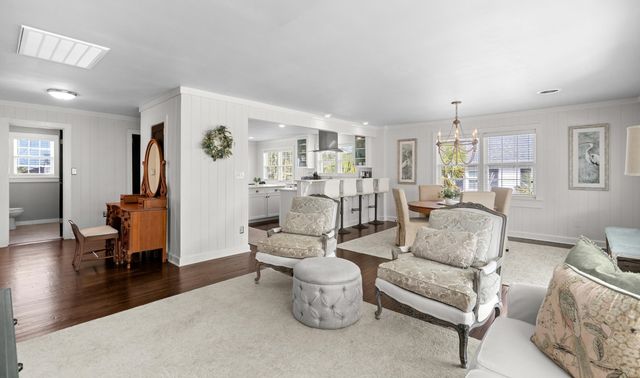 668 S Waccamaw Dr., Murrells Inlet, SC 29576