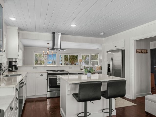 668 S Waccamaw Dr., Murrells Inlet, SC 29576