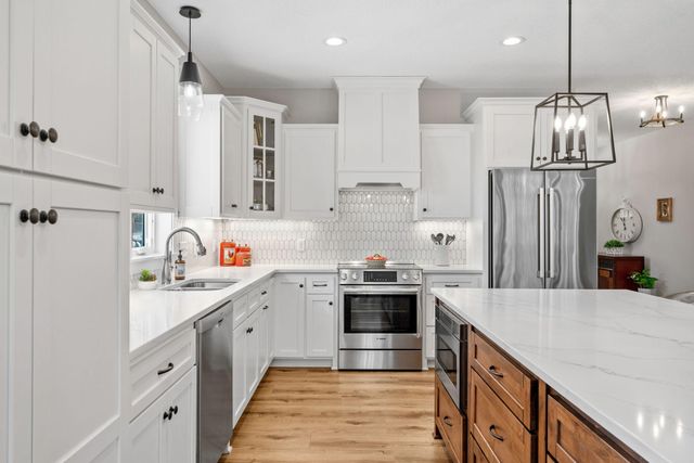 21162 N Keibler Court N, Forest Lake, MN 55025