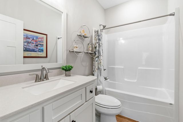 21162 N Keibler Court N, Forest Lake, MN 55025