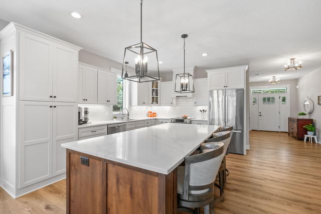 21162 N Keibler Court N, Forest Lake, MN 55025