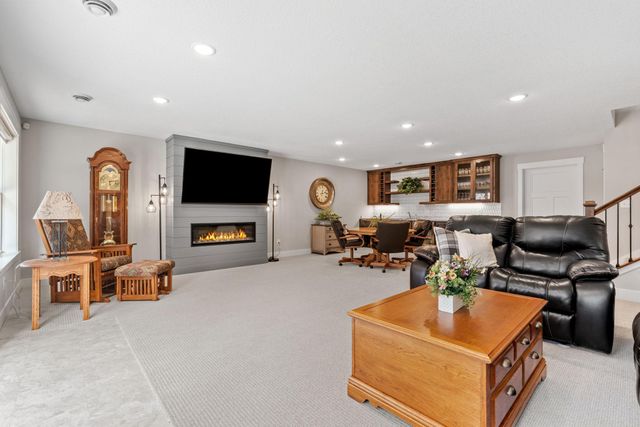 21162 N Keibler Court N, Forest Lake, MN 55025