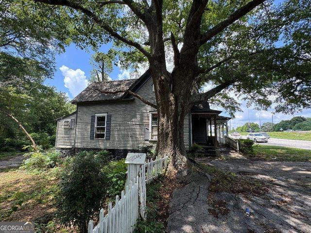 3260 E Ponce De Leon Avenue, Scottdale, GA 30079