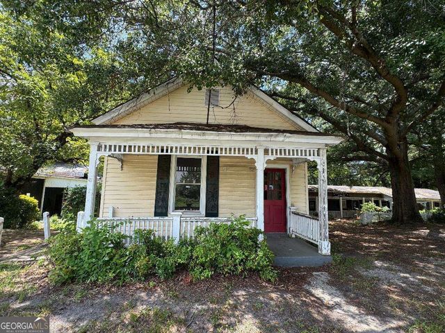 3260 E Ponce De Leon Avenue, Scottdale, GA 30079