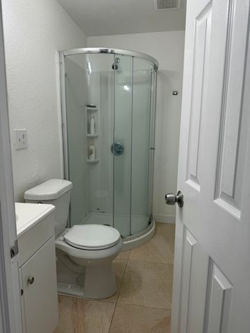 5053 El Claro Circle, West Palm Beach, FL 33415