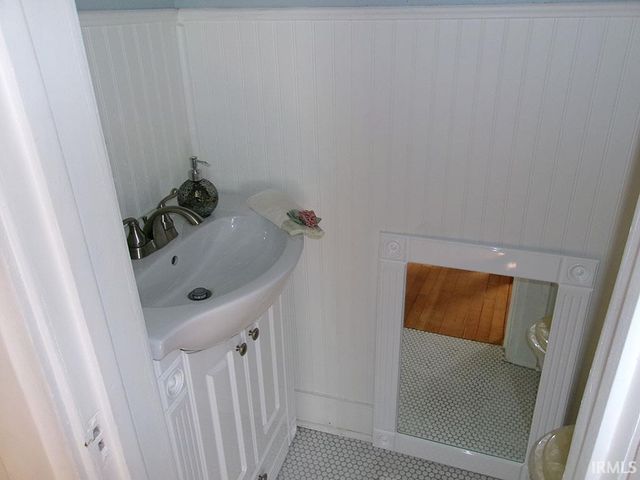131 E Mechanic Street, Bloomfield, IN 47424