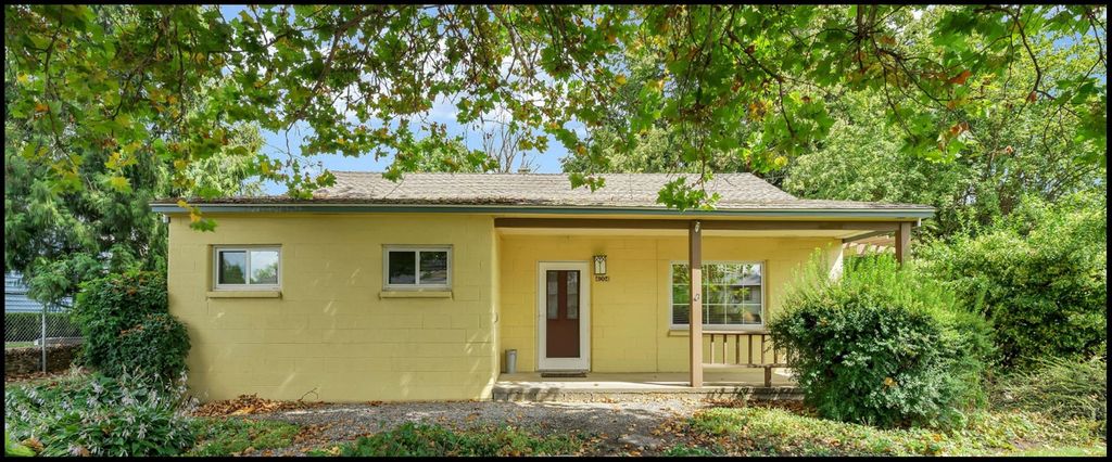 4004 N Farr Rd, Spokane, WA 99206