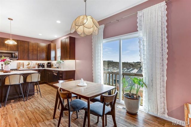 1560 Winding Meadows Drive, Fenton, MO 63026