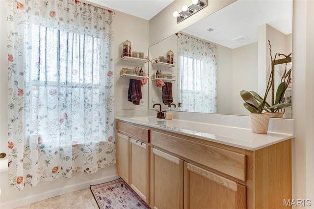 1560 Winding Meadows Drive, Fenton, MO 63026