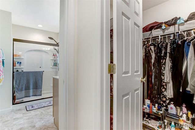 1560 Winding Meadows Drive, Fenton, MO 63026