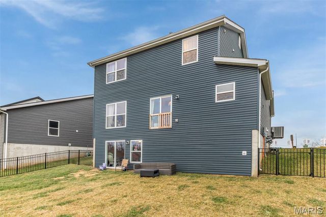 1560 Winding Meadows Drive, Fenton, MO 63026