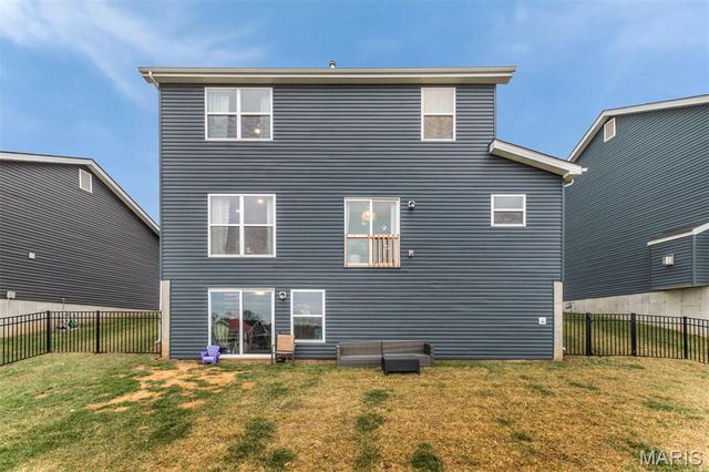 1560 Winding Meadows Drive, Fenton, MO 63026