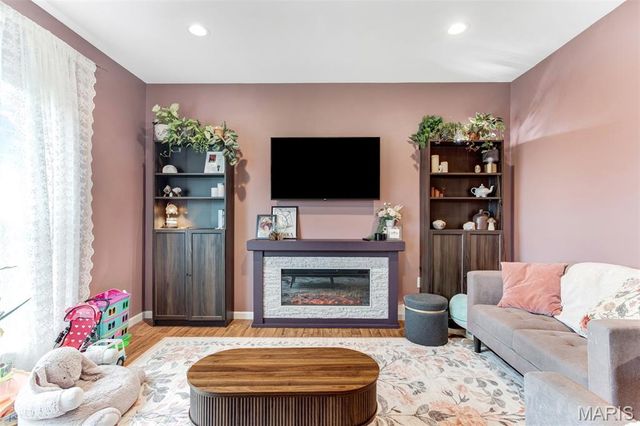 1560 Winding Meadows Drive, Fenton, MO 63026