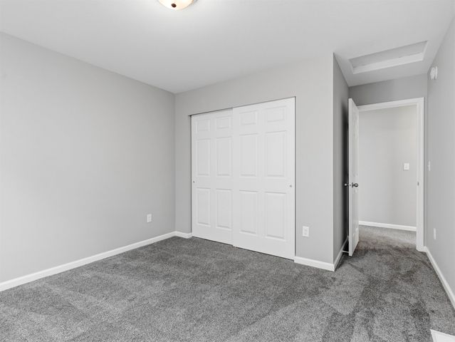 2613 NW Granite Drive, Minot, ND 58703