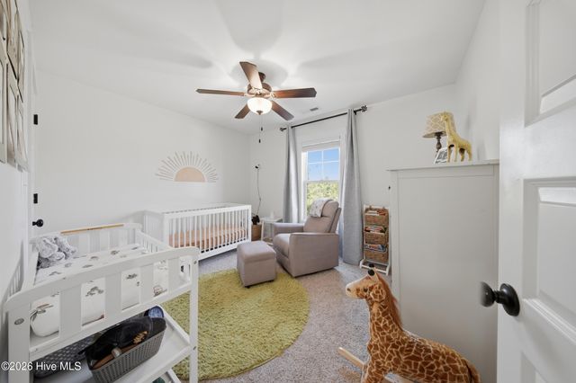 304 Holbrook Lane, Hubert, NC 28539