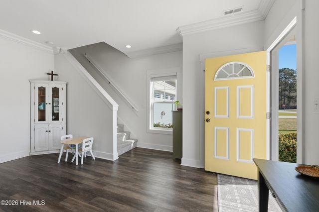 304 Holbrook Lane, Hubert, NC 28539