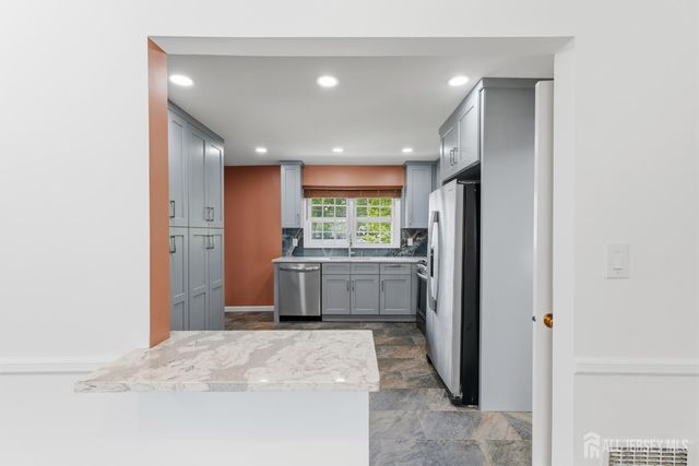 38 Valley Vale Drive, Old Bridge, NJ 08857