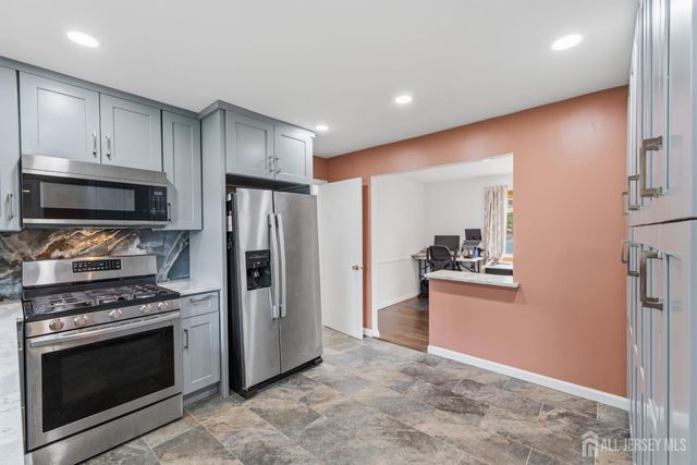 38 Valley Vale Drive, Old Bridge, NJ 08857