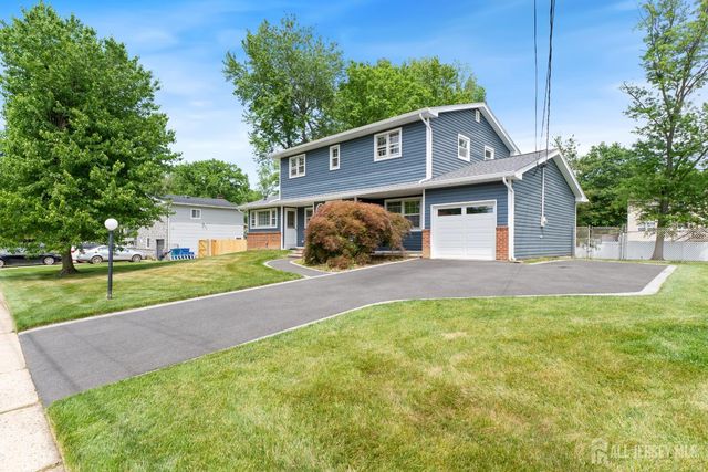 38 Valley Vale Drive, Old Bridge, NJ 08857
