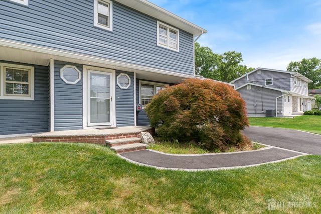 38 Valley Vale Drive, Old Bridge, NJ 08857