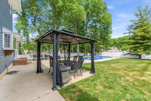 38 Valley Vale Drive, Old Bridge, NJ 08857