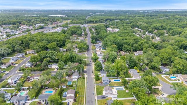 38 Valley Vale Drive, Old Bridge, NJ 08857