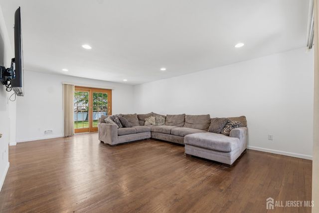 38 Valley Vale Drive, Old Bridge, NJ 08857