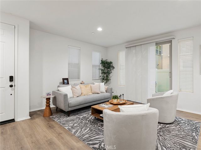 11238 N Mission Heights Drive, San Fernando, CA 91345