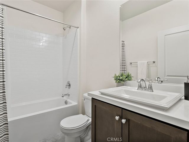 11238 N Mission Heights Drive, San Fernando, CA 91345