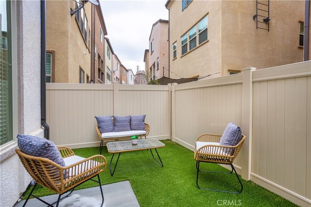 11238 N Mission Heights Drive, San Fernando, CA 91345