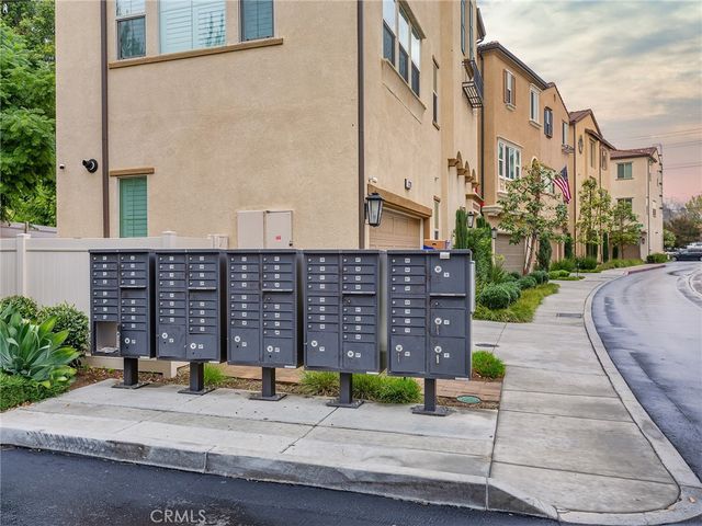 11238 N Mission Heights Drive, San Fernando, CA 91345