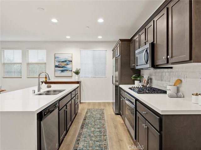 11238 N Mission Heights Drive, San Fernando, CA 91345