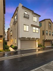 11238 N Mission Heights Drive, San Fernando, CA 91345