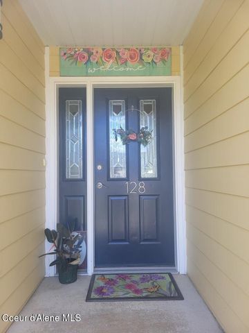 128 Spur Dr, Sandpoint, ID 83864