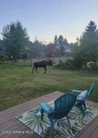 128 Spur Dr, Sandpoint, ID 83864