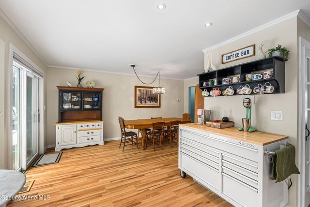 128 Spur Dr, Sandpoint, ID 83864