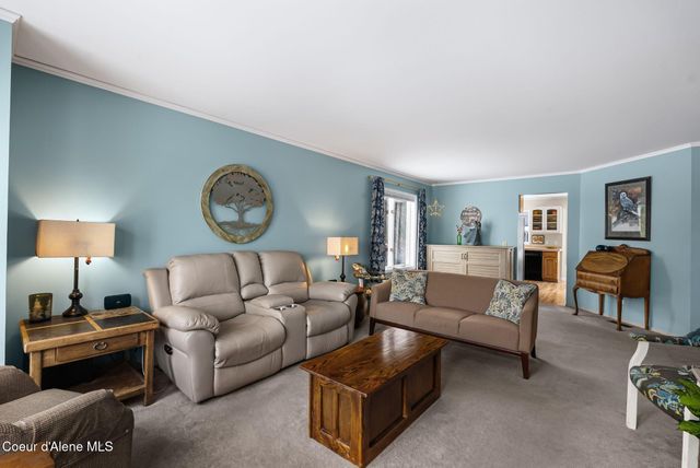 128 Spur Dr, Sandpoint, ID 83864